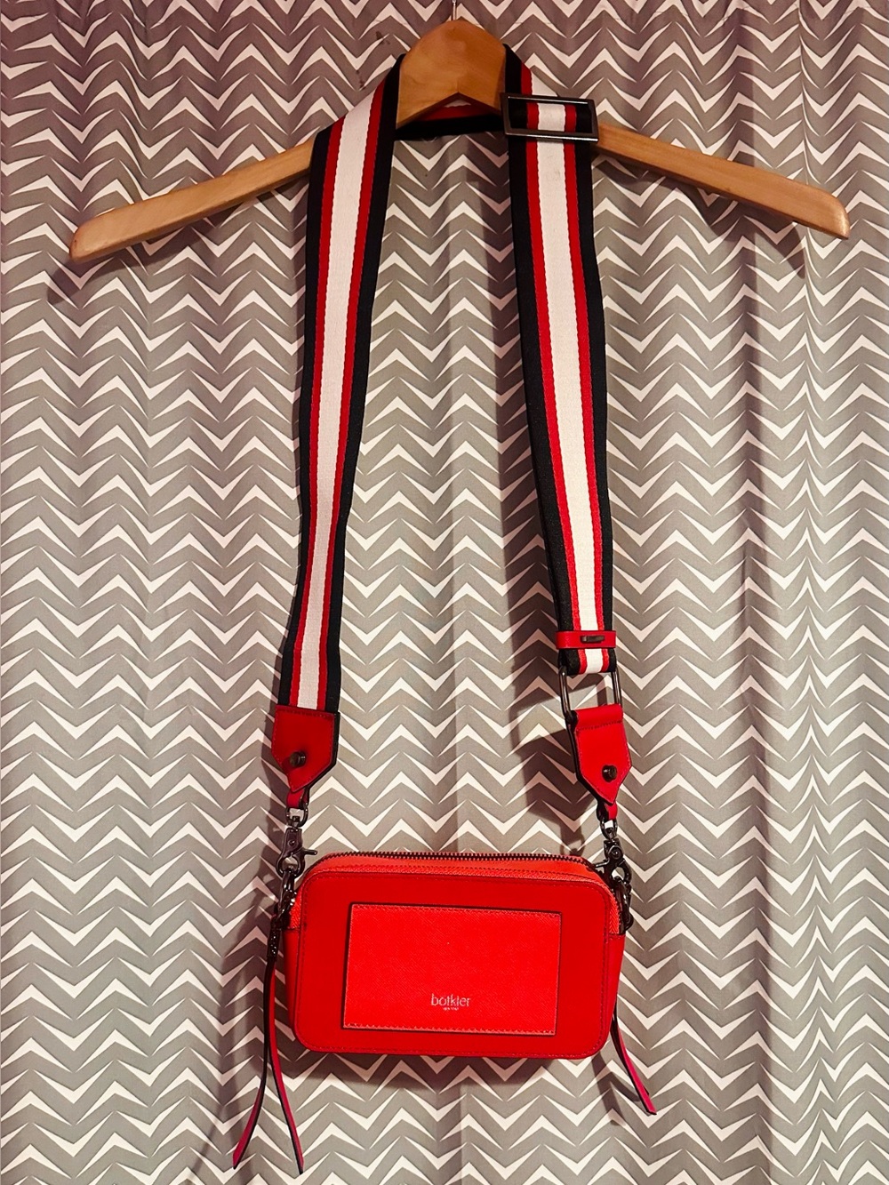 Botkier | Cobble Hill Mini Crossbody Bag Red
